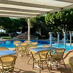 Bicos 101 - Shared Pool - 4 Guests - *