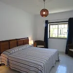 Bicos 101 - Shared Pool - 4 Guests - * 알부페이라