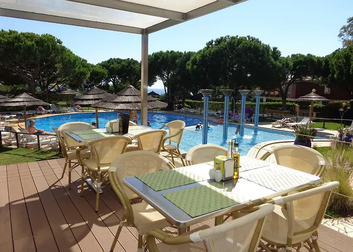 아파트 Bicos 101 By Check-in Portugal 알부페이라