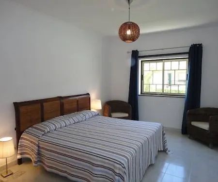 Bicos 101 - Shared Pool - 4 Guests - * Albufeira